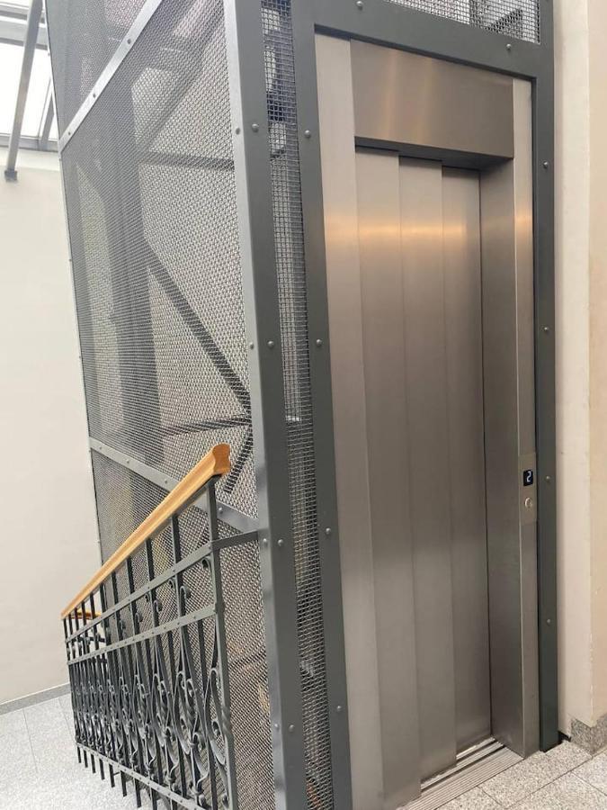 Apartamenty Dobra Noc Przy Wawelu 2 Bedrooms Krakau Exterior foto