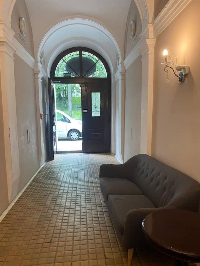 Apartamenty Dobra Noc Przy Wawelu 2 Bedrooms Krakau Exterior foto